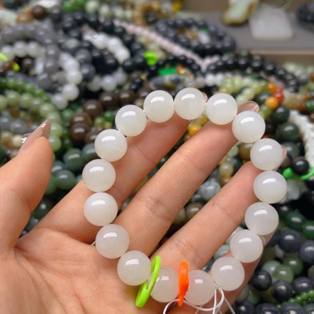 未镶嵌手链和田玉