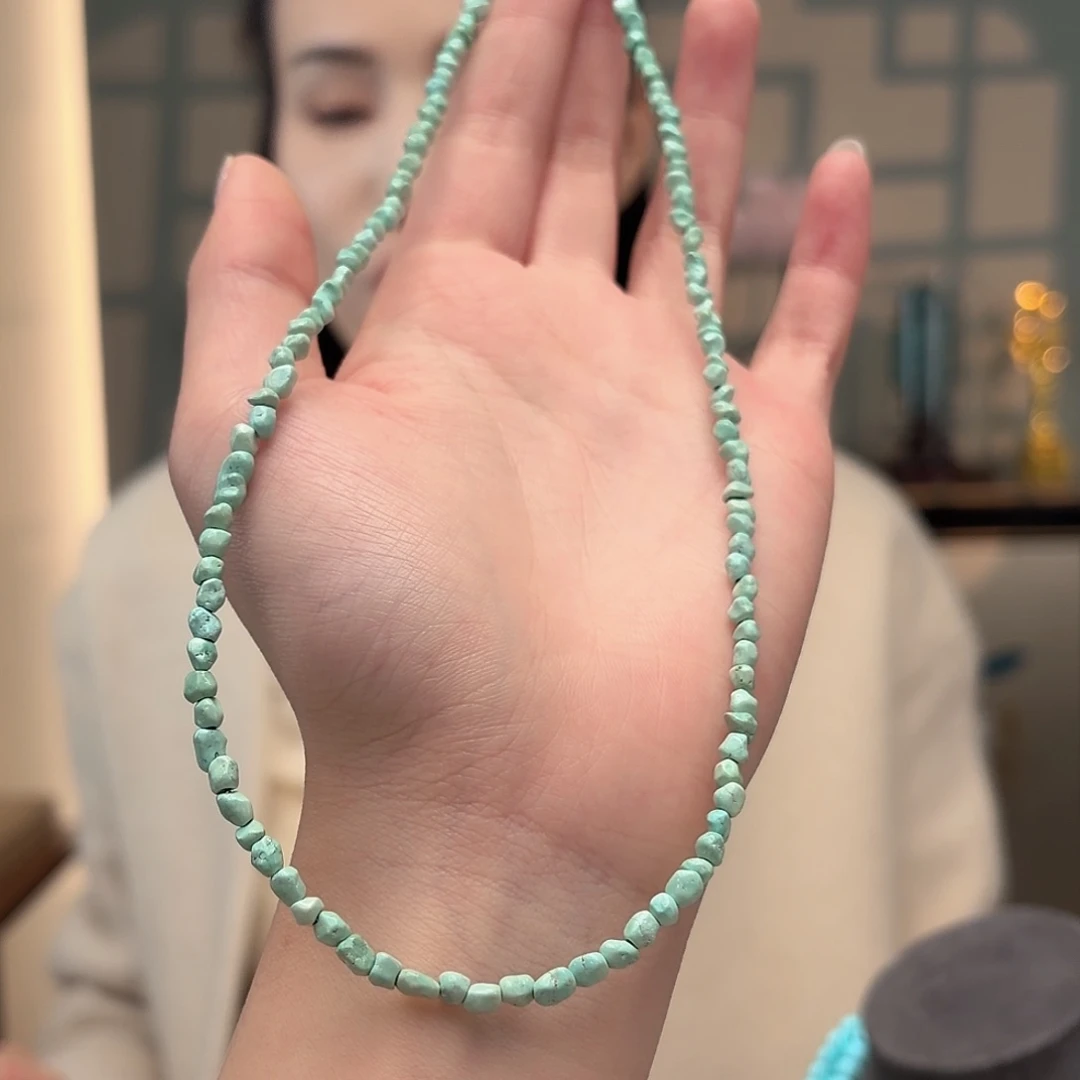 绿松石未镶嵌颈饰