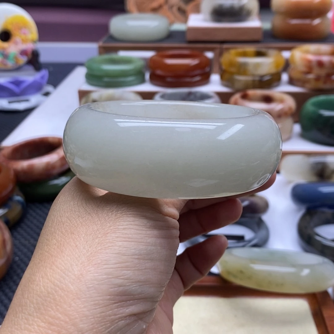 石英质玉手镯未镶嵌硬****美