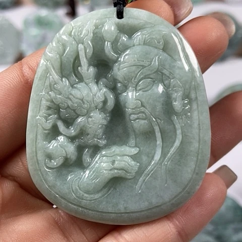 翡翠颈饰未镶嵌关二爷福利