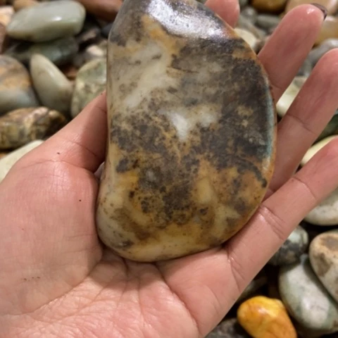 未镶嵌和田玉挂件听**海