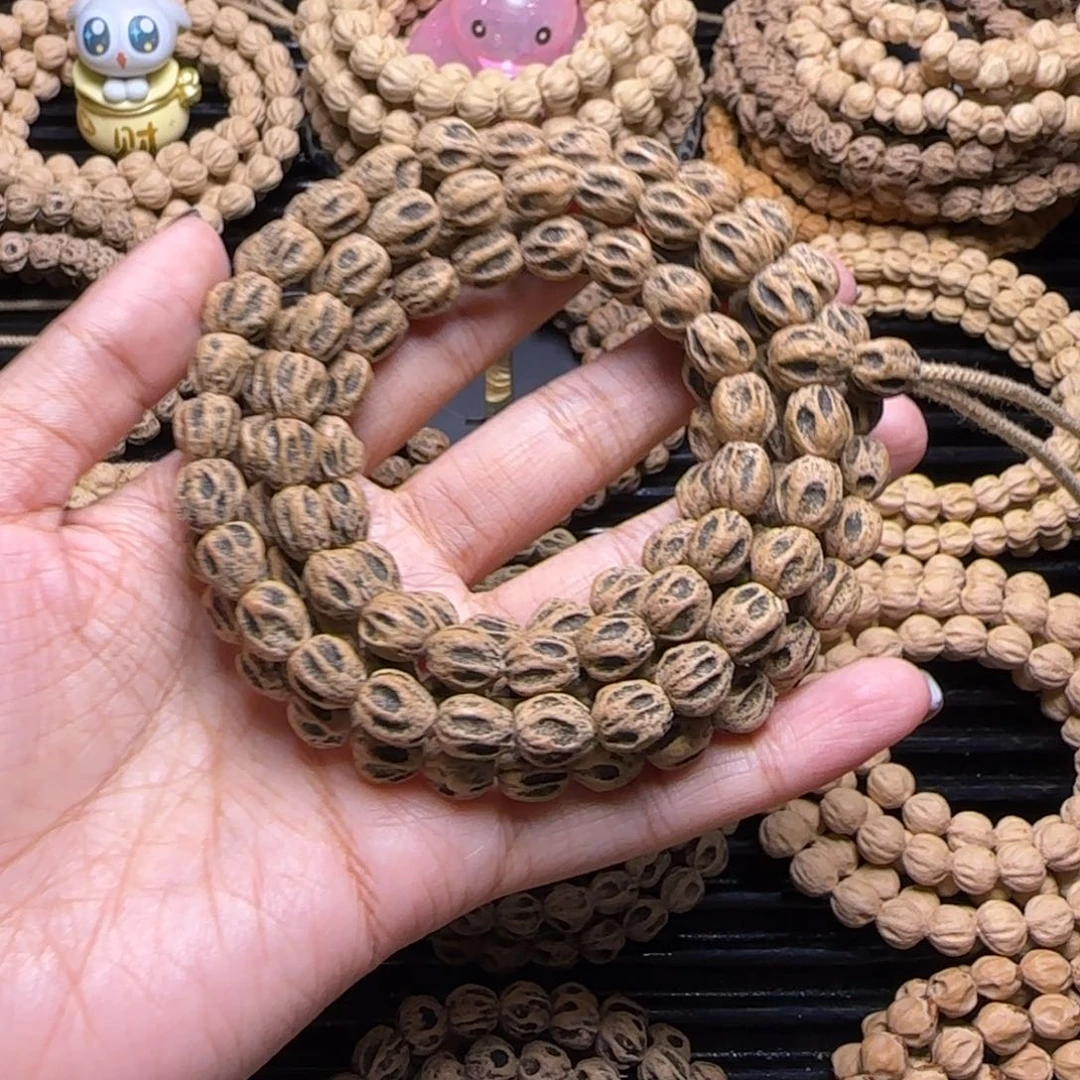 Z***z柏香籽/百香籽吊坠