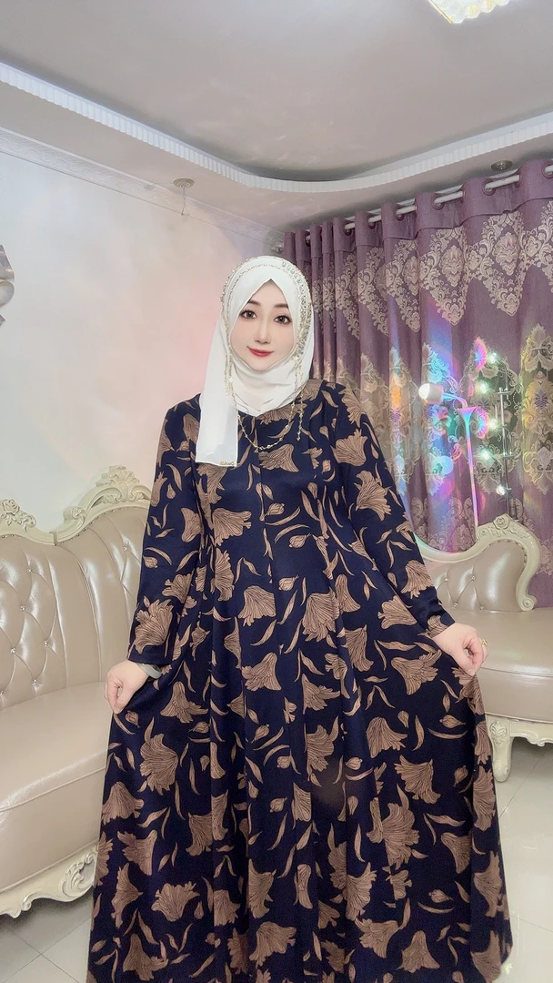 气质银杏叶显瘦连衣裙