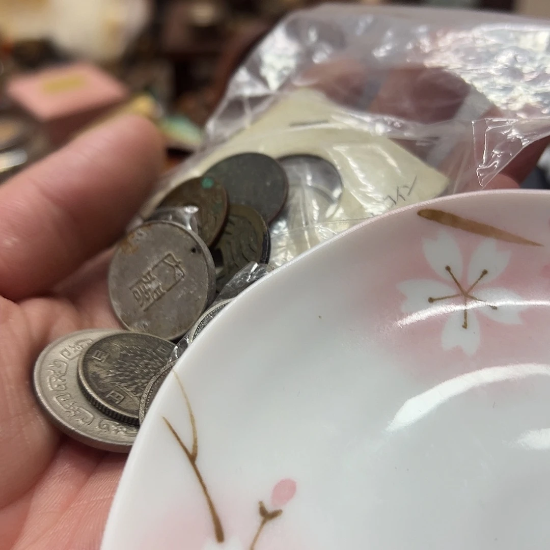 瓷片瓷器瓷器此时