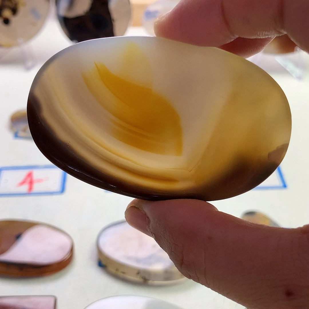 未镶嵌玛瑙/玉髓珠宝半成品