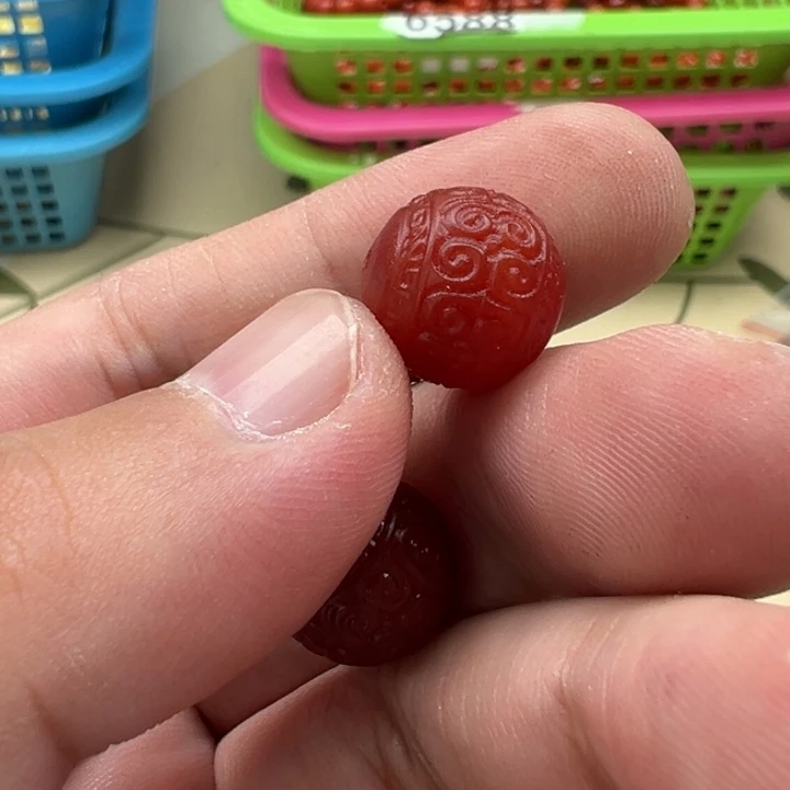 吊坠白玉菩提红色3651