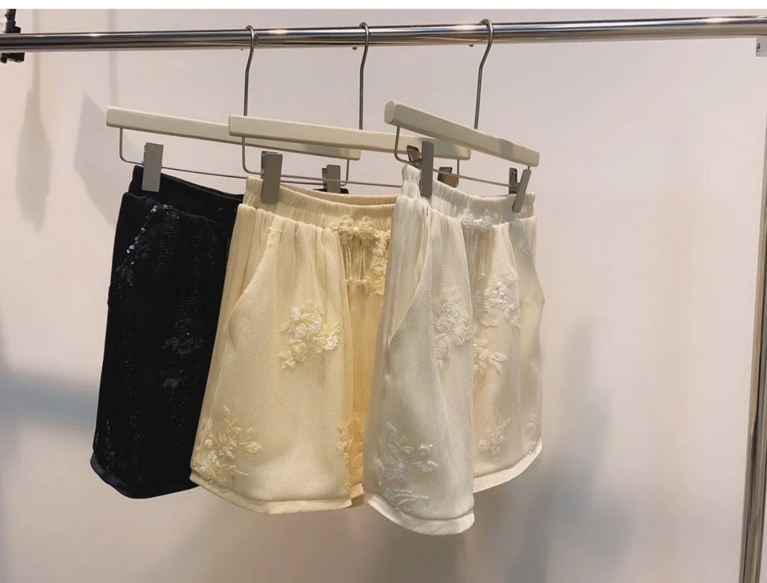 南油朱朱 三色短裤749