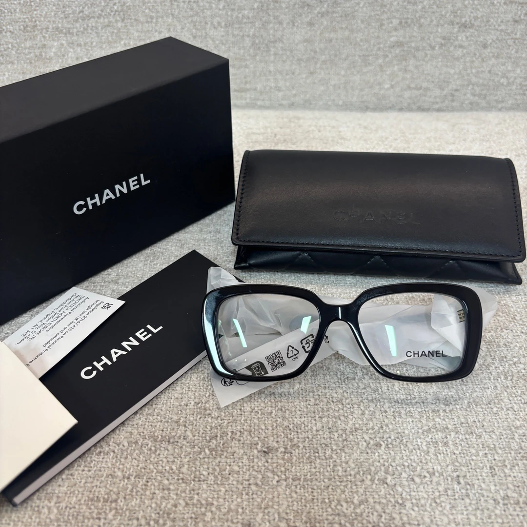 未使用 Chanel/香奈儿 黑框链条边墨镜11 葫芦娃
