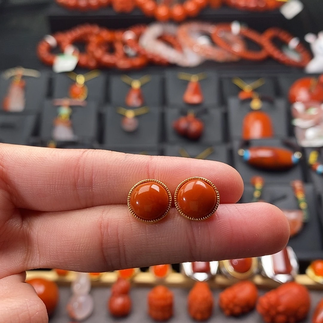 南红玛瑙银S925镶嵌四川凉山瓦西耳钉10.5mm