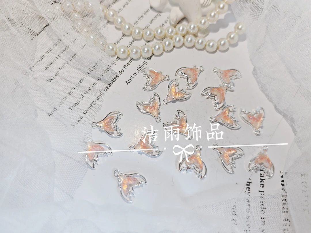 (洁雨饰品 DIY)  P385  银底橙人鱼姬渐变美人鱼保色吊坠