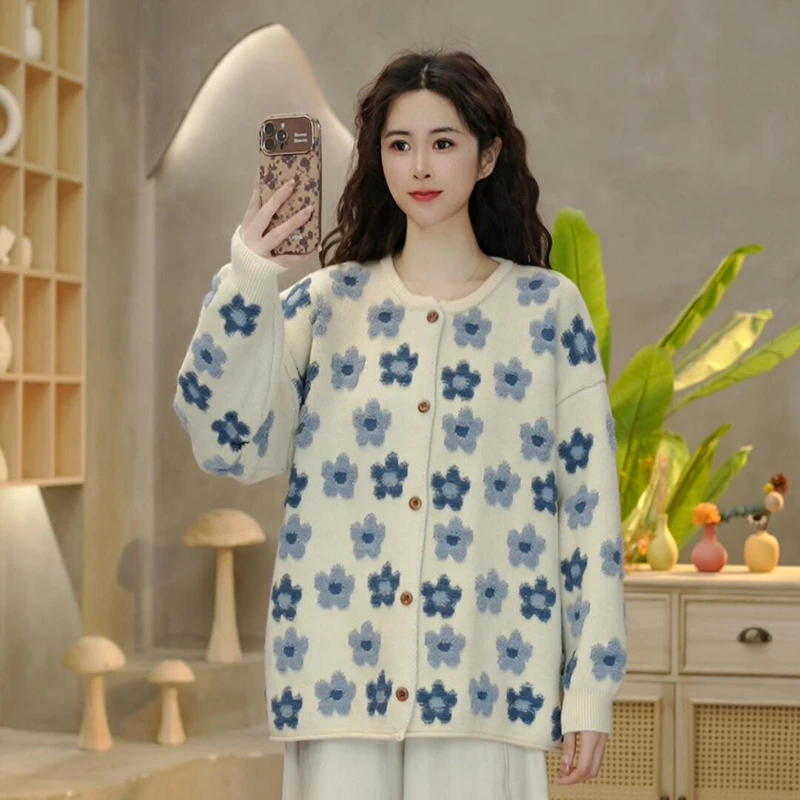 5143 冬季新款气质宽松时尚花朵提花长袖开衫慵懒风圆领百搭毛衣