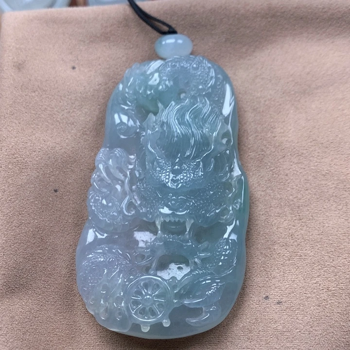 翡翠未镶嵌颈饰缅甸翡翠