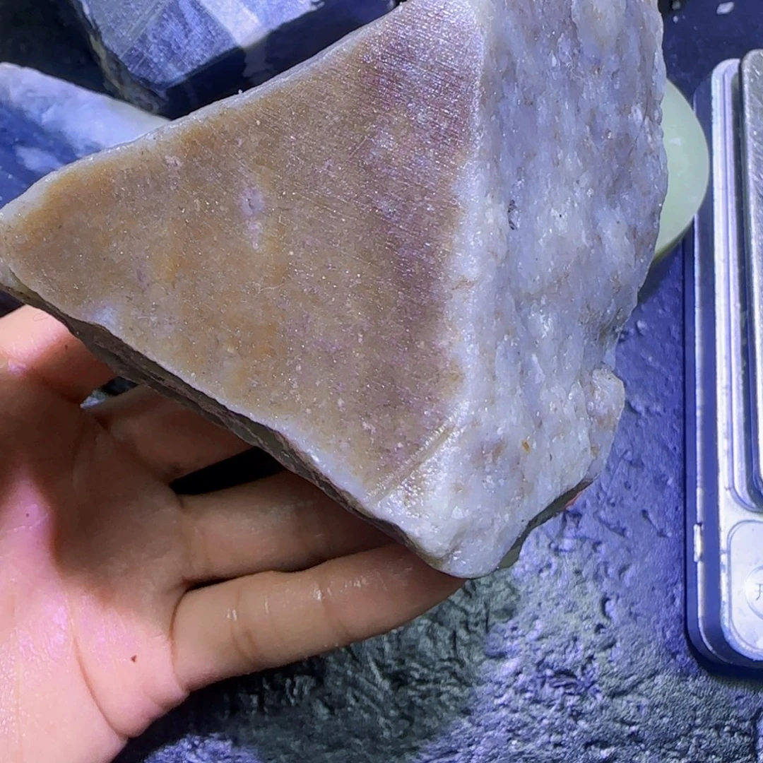 和田玉未镶嵌珠宝半成品