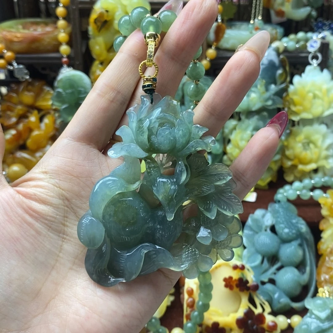 蛇纹石玉颈饰未镶嵌灵**罗