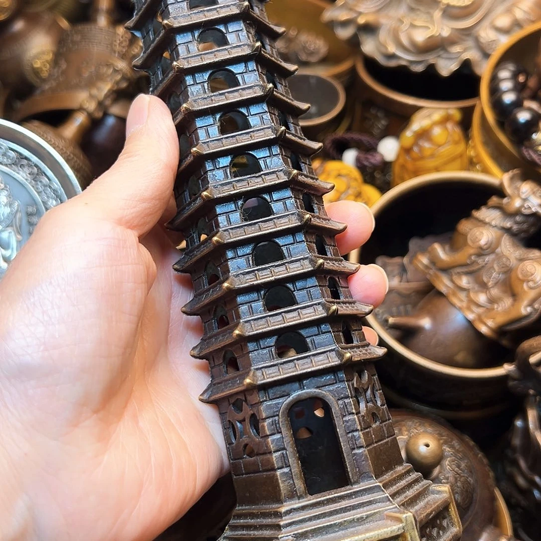 精美铜器工艺品等