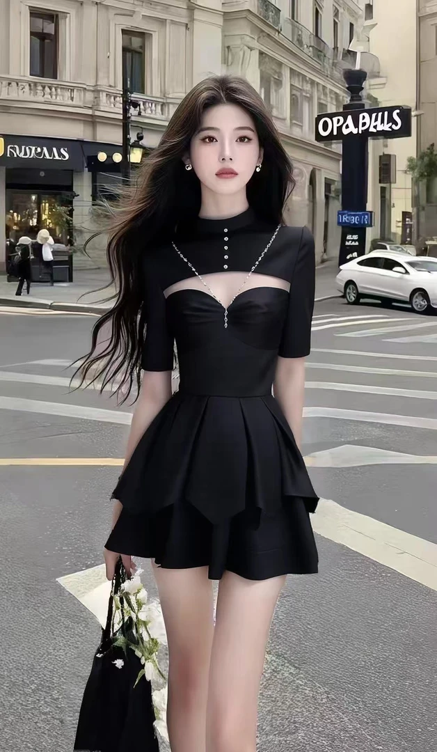 法式时尚气质千金风黑色圆领短袖镂空设计收腰连衣裙女小众女装