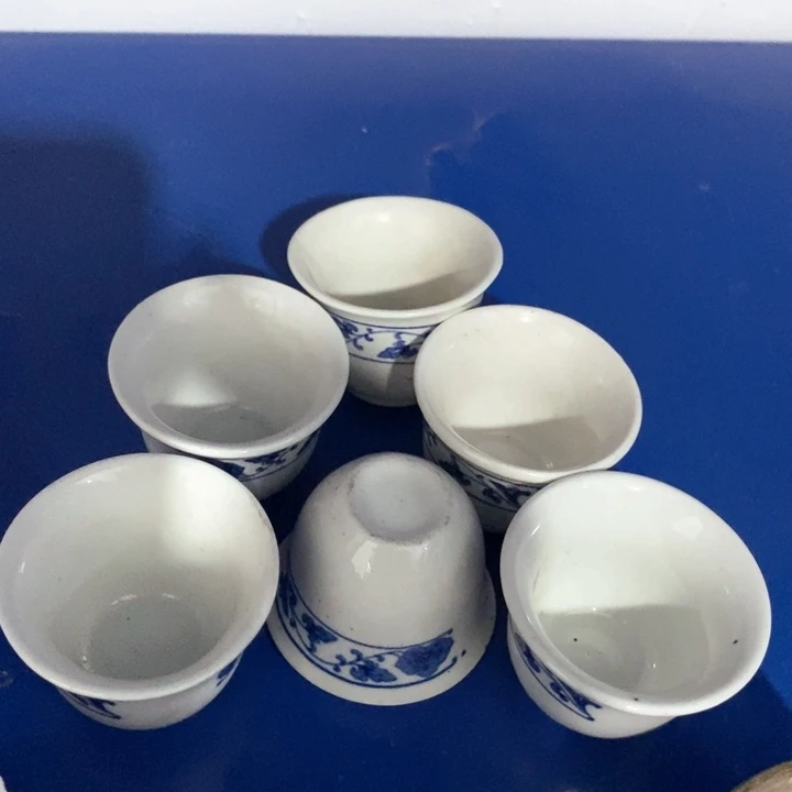 瓷片十厂青花酒杯六个微瑕疵