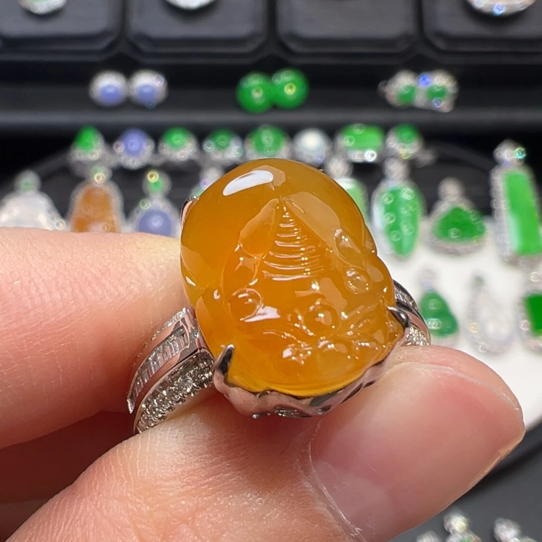 翡翠戒指18K金镶嵌收到货48小时鉴赏期