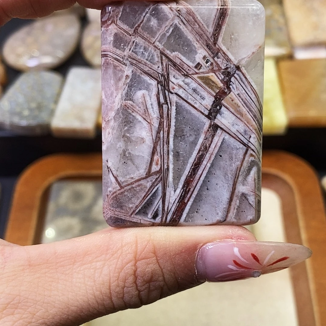 硅化玉颈饰合金b**b吊坠