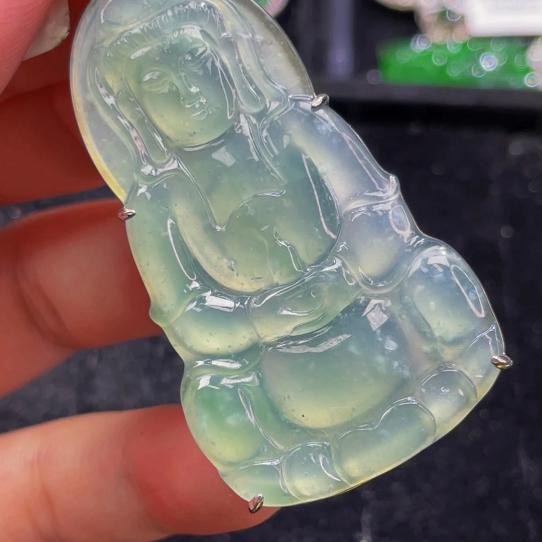 翡翠未镶嵌颈饰6，