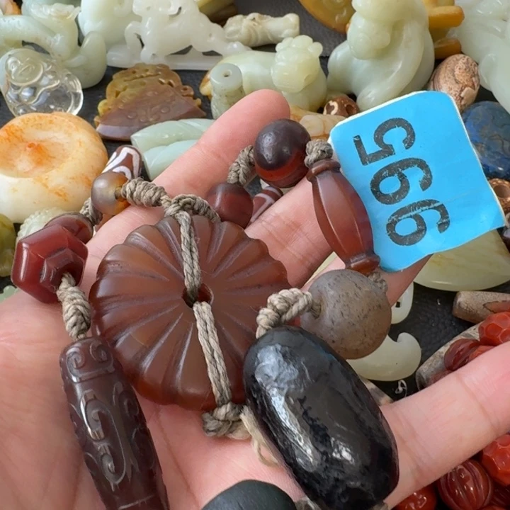 未镶嵌颈饰玛瑙/玉髓