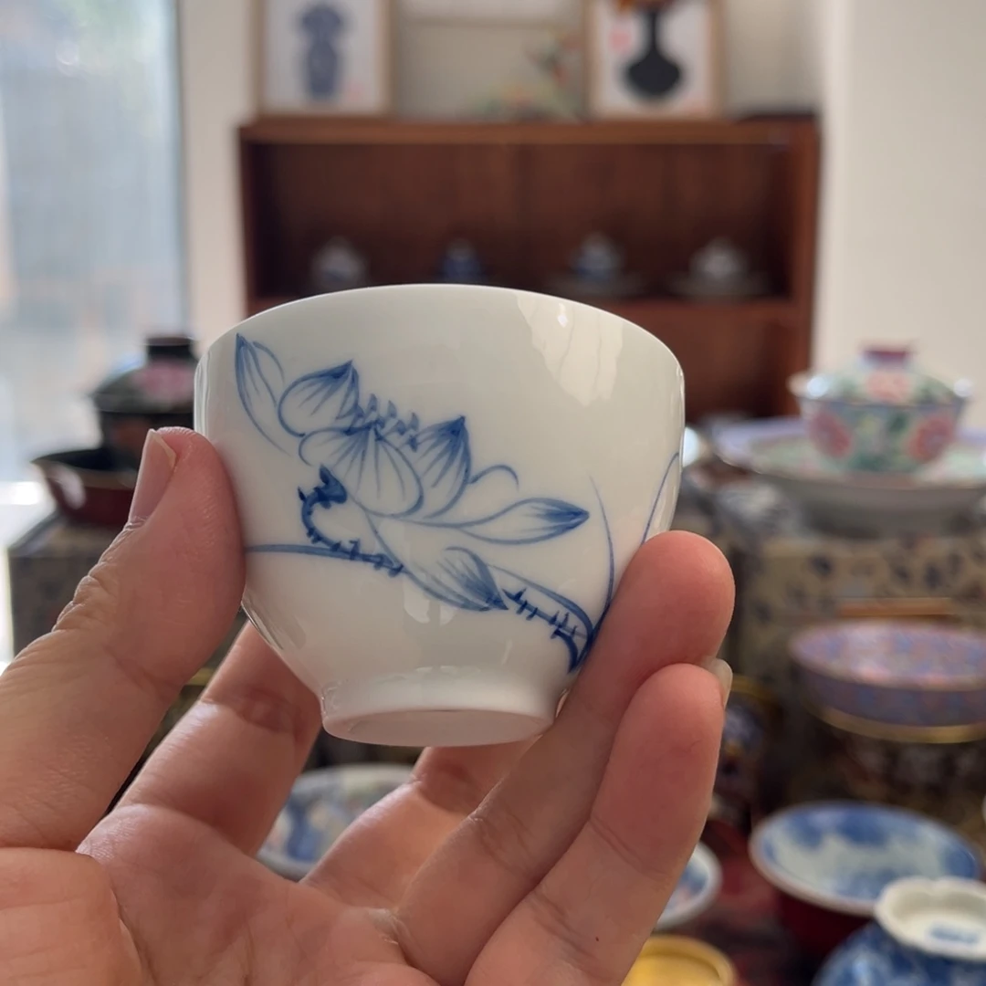 全手工全手绘釉下青花品茗杯
