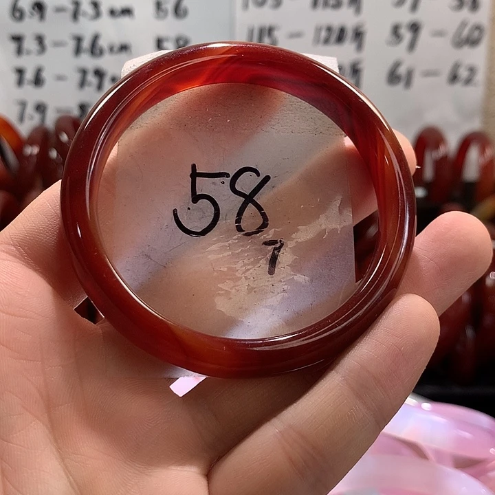 玛瑙/玉髓手镯未镶嵌