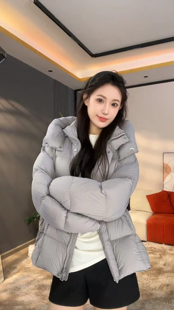 休闲百搭女立领保暖短款宽松加厚羽绒服