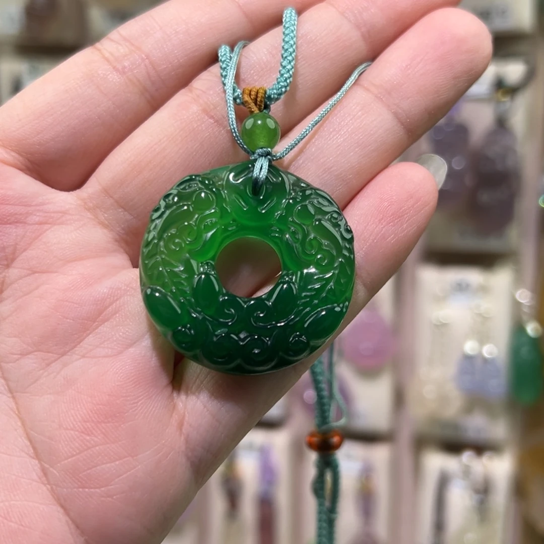 邦***ต玛瑙/玉髓未镶嵌颈饰