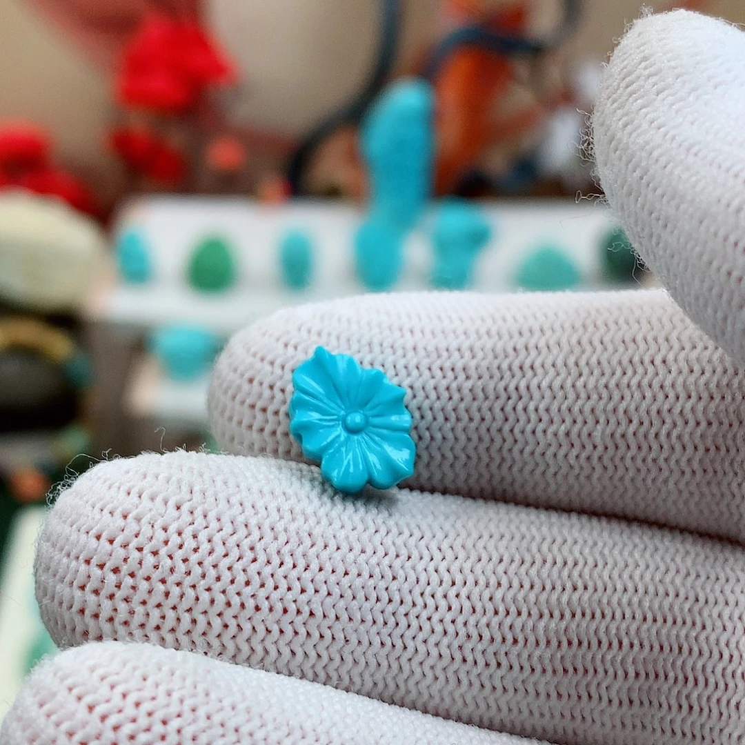 绿松石未镶嵌珠宝奇石