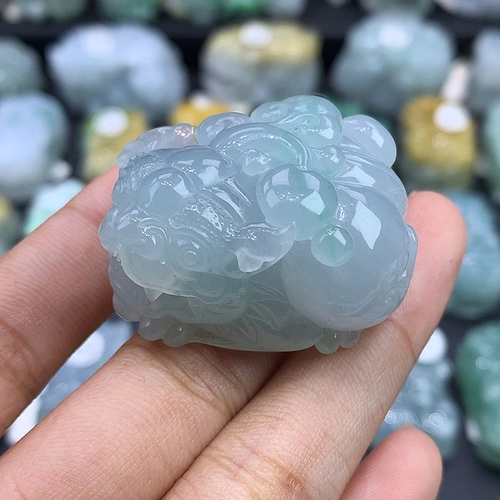 翡翠未镶嵌颈饰天然缅甸翡翠