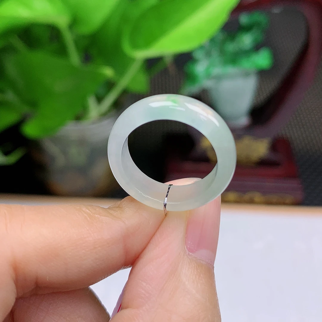 A00275天然缅甸翡翠A货冰种飘绿戒指玉石戒圈13号内径16.5mm