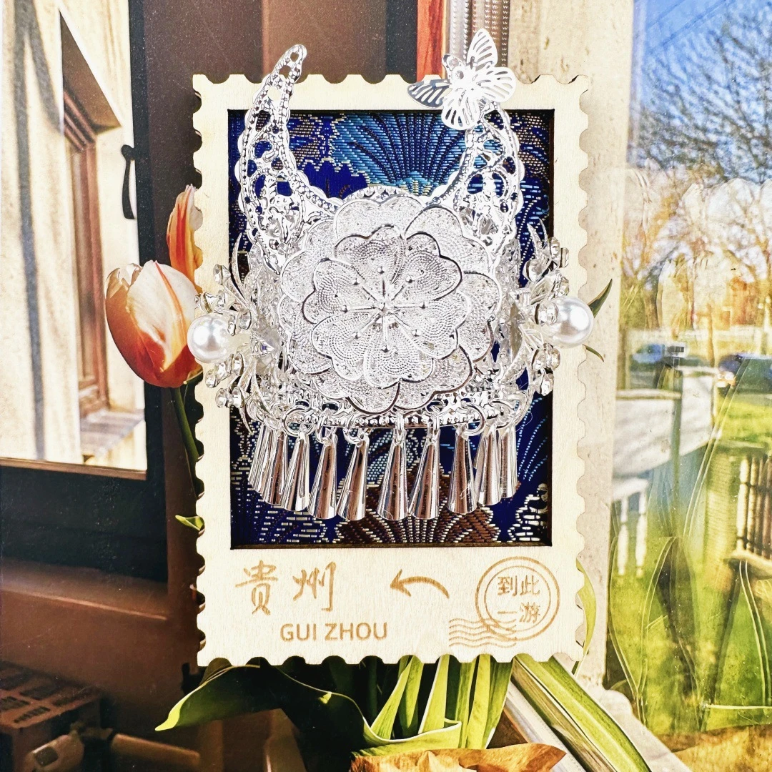 贵州头饰文创凤冠冰箱贴扎染傣绣布框立体凤凰苗族旅游送礼纪念品