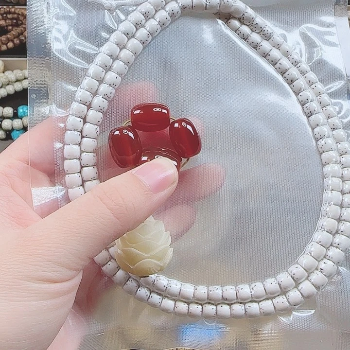 星月菩提手串?****?海南星月菩提