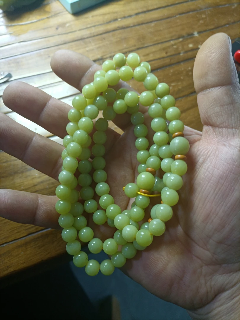 岫岩老玉透闪石玉