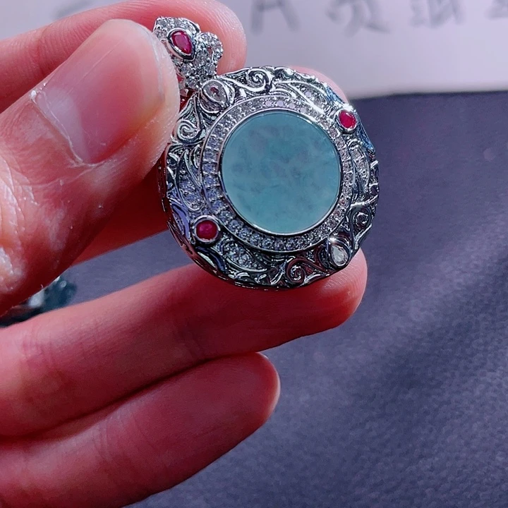 翡翠颈饰未镶嵌999999999