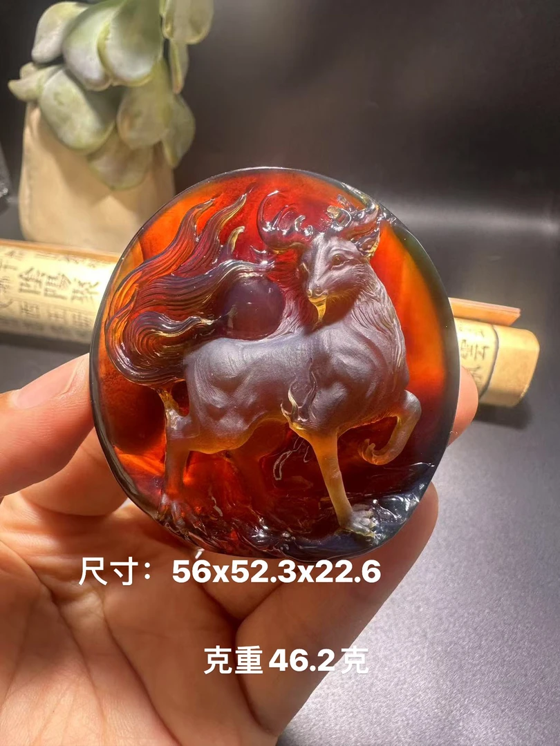 缅甸天然琥珀大师工棕红雕刻山海经神兽乘黄吊坠