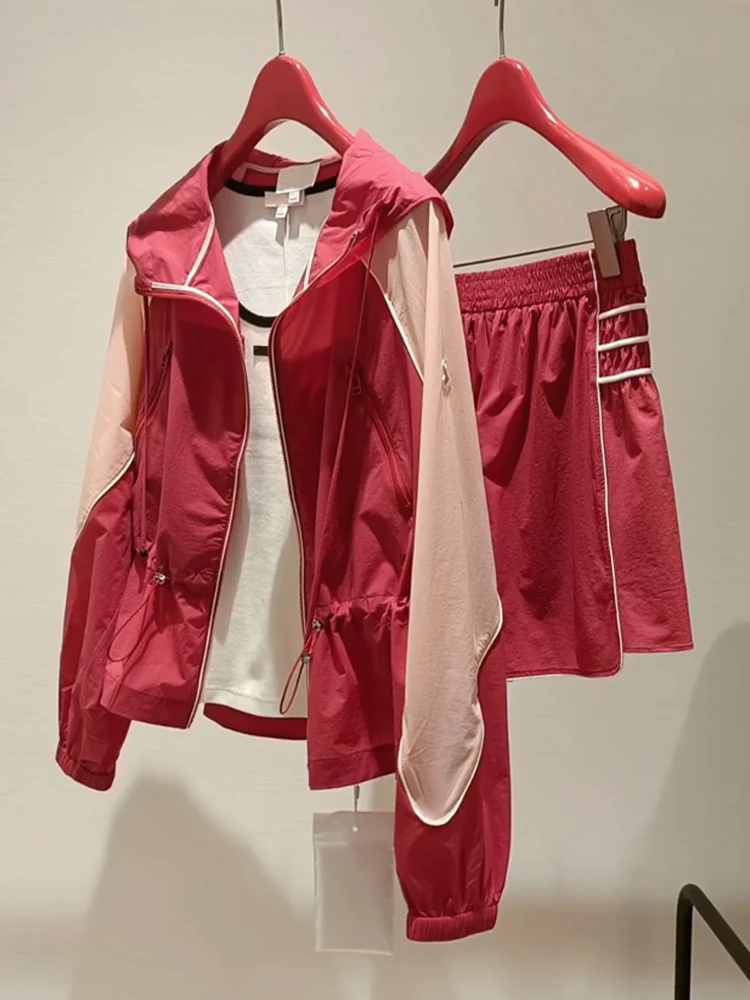 超好看独特漂亮红色防晒服外套短裤轻薄运动套装女装夏季2025新款