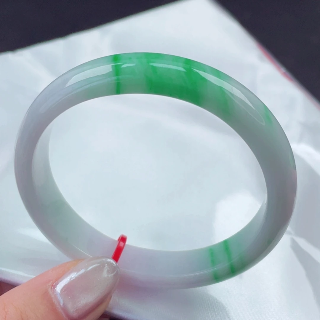 翡翠未镶嵌手镯55贵妃