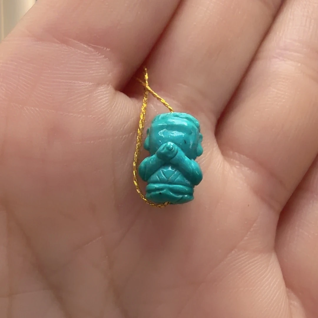 绿松石未镶嵌颈饰