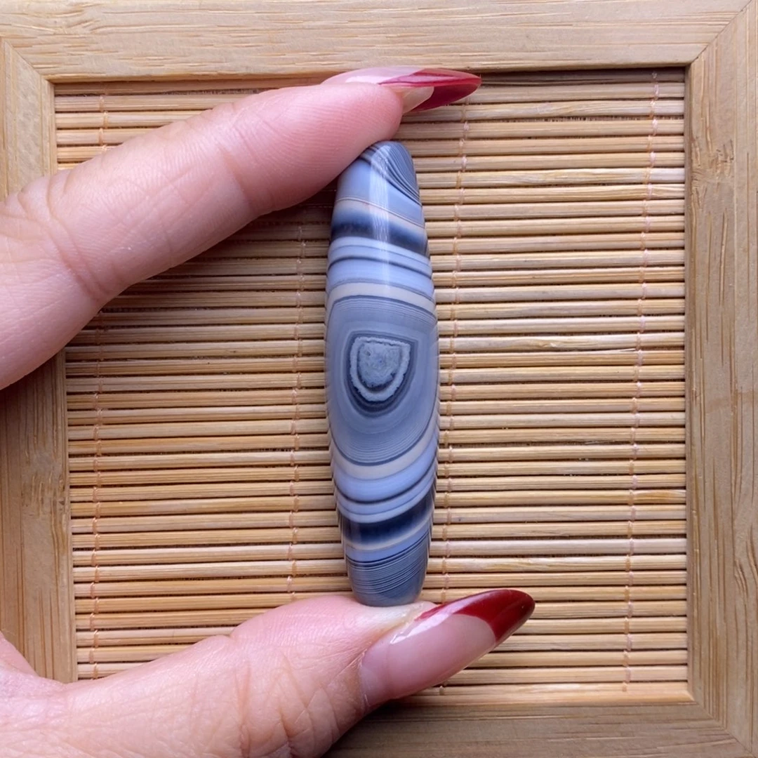 玛瑙/玉髓未镶嵌珠宝半成品