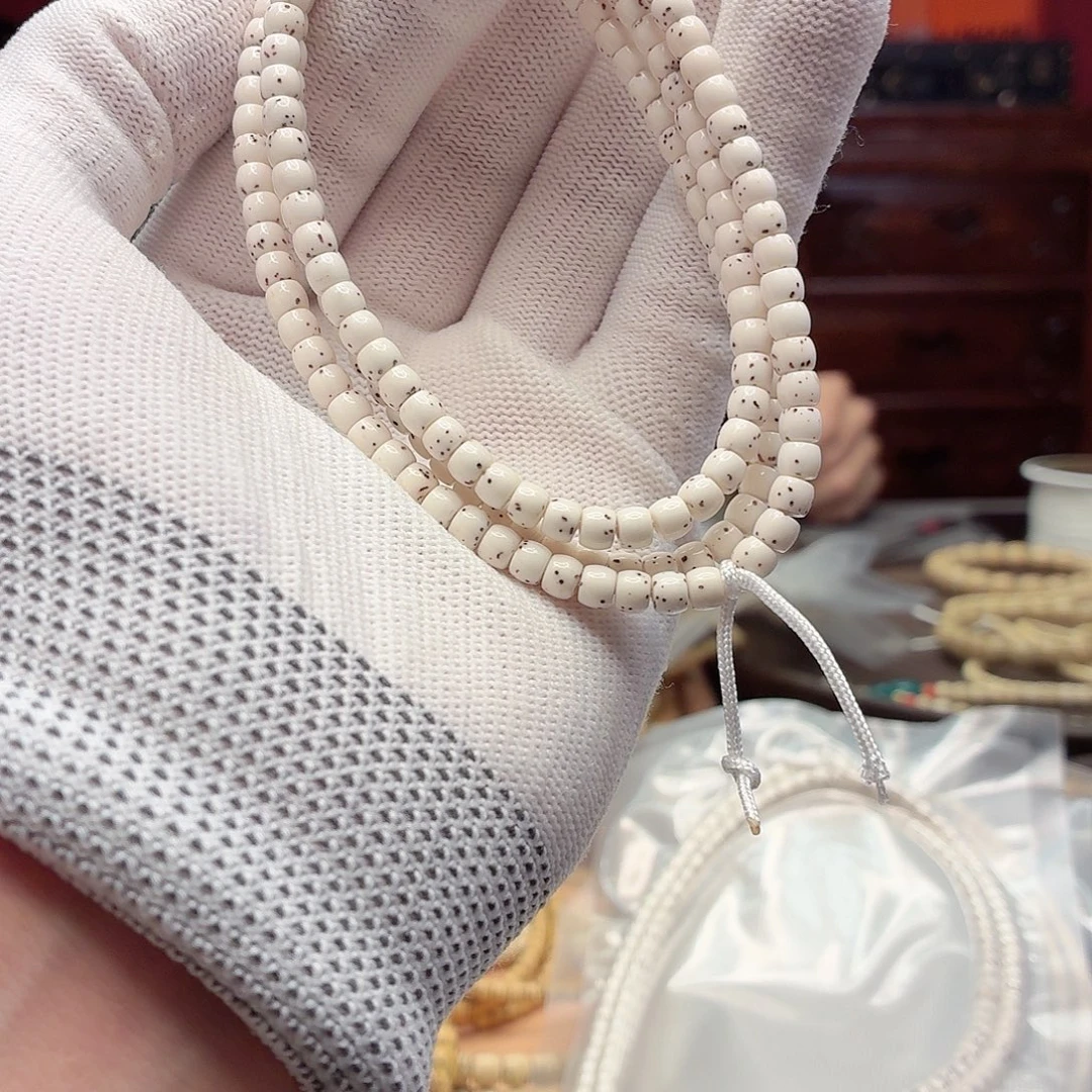 吊坠星月菩提4➕，超顶系列，A03号