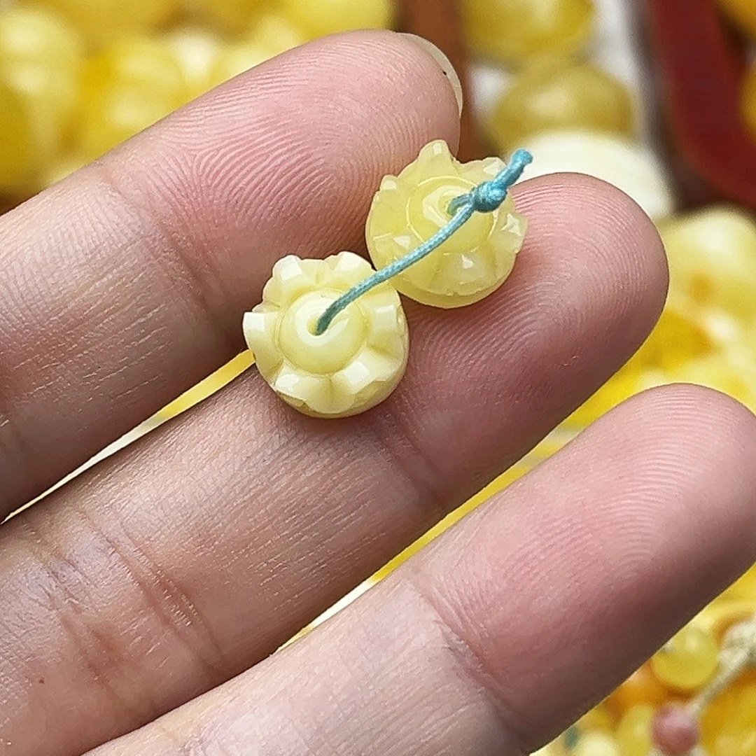 蜜蜡未镶嵌裸石天然
