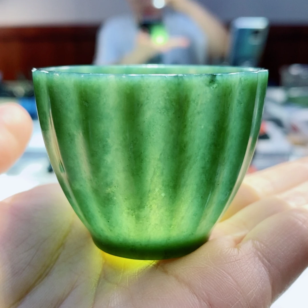 未镶嵌和田玉（青玉）摆件
