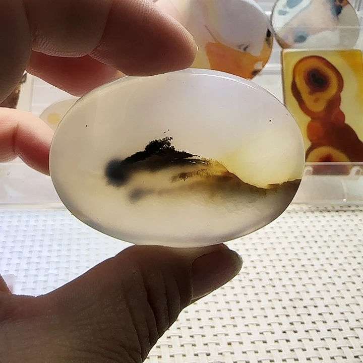 玛瑙/玉髓未镶嵌珠宝奇石