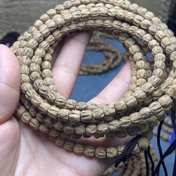 【闪购商品】吊坠柏香籽/百香籽