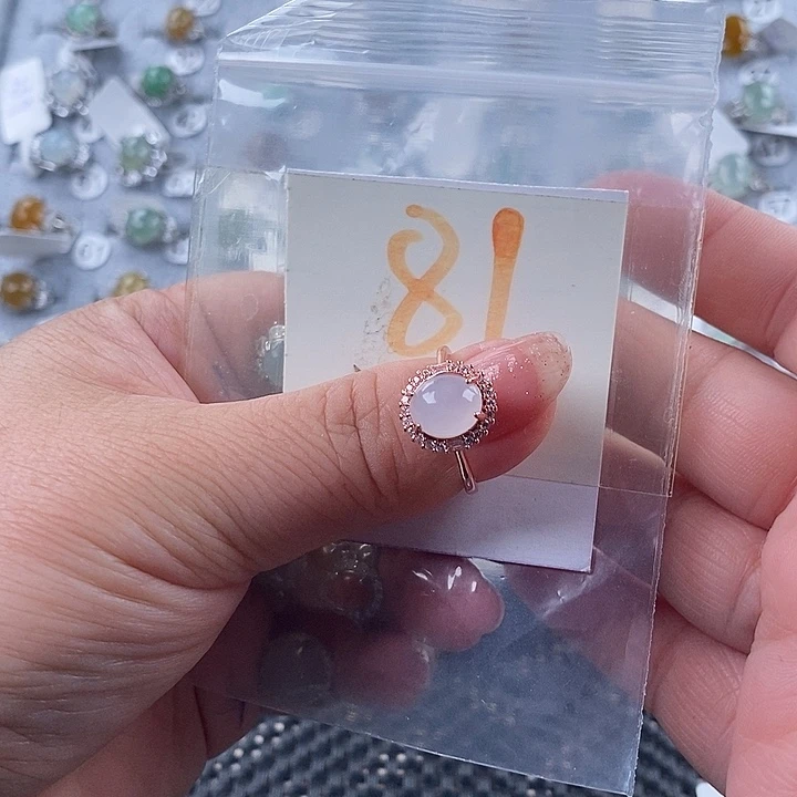 未镶嵌戒指翡翠缅甸