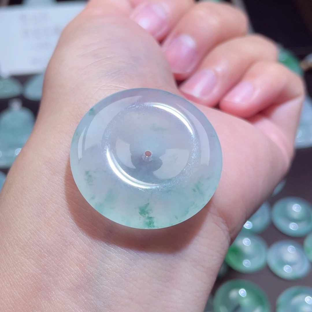 颈饰未镶嵌翡翠扣子