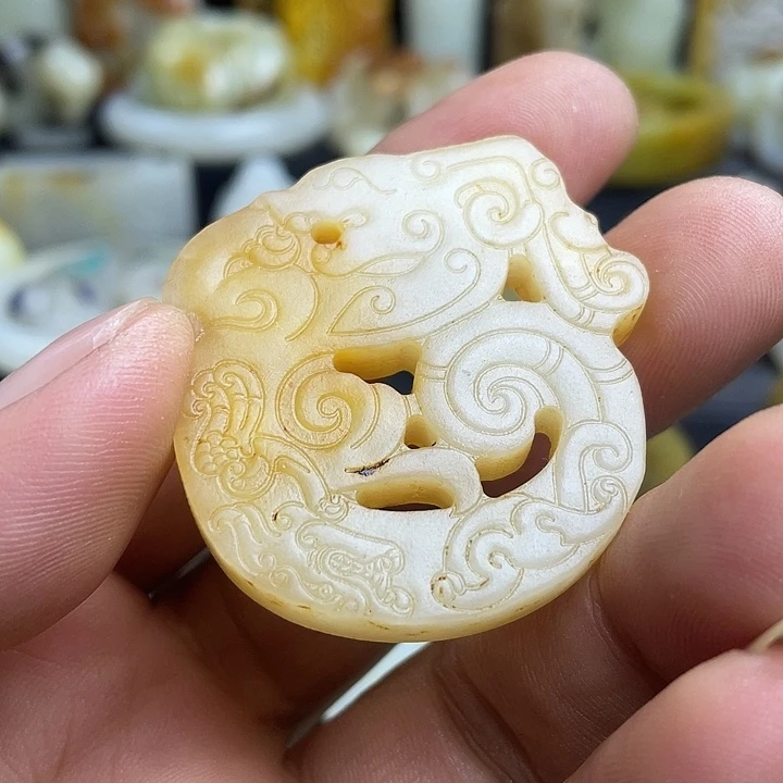 颈饰未镶嵌和田玉