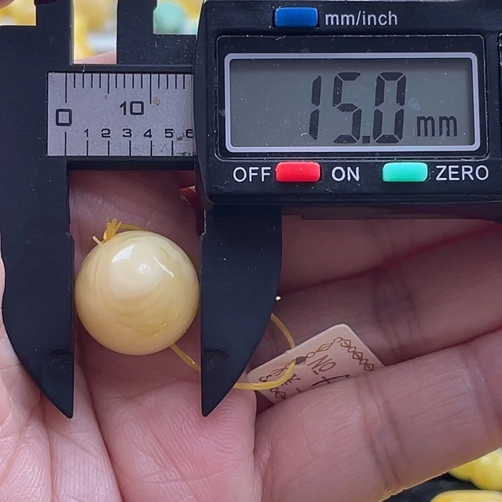 未镶嵌蜜蜡裸石56号